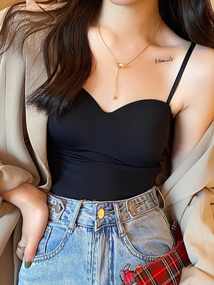 قميص قصير نسائي صيفي أبيض بدون أكمام وأشرطة رفيعة بلون سادة مع أكواب صيفية من الحرير الجليدي بحمالة مريحة 4