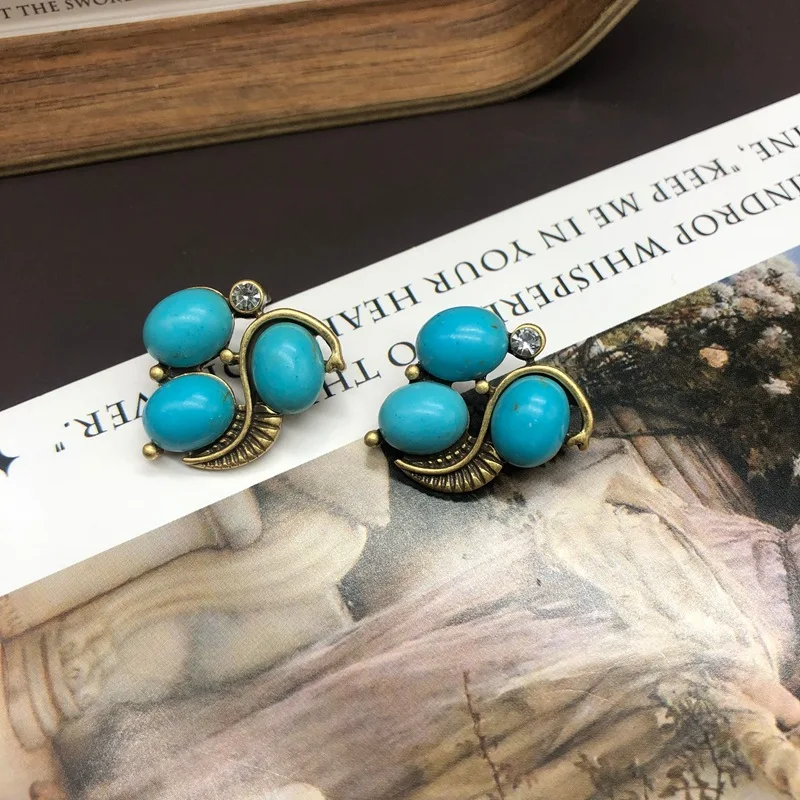 Sd8da01a5c6184de49509aaded9ee58dfq Retro Fashion Jade Turquoise Inlaid Necklace Earring Set Banquet Party Jewelry High-End Women Elegant And Atmospheric Mallzona