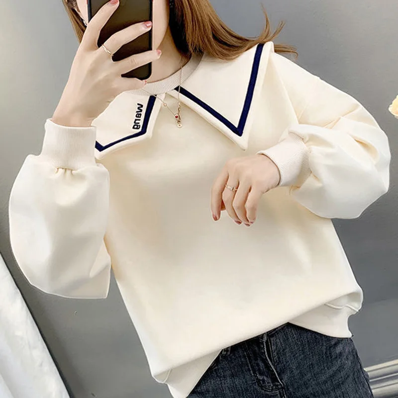 Fashion Sweatshirt Image 3