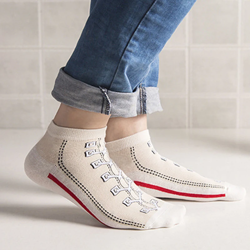 Рисунок 3 - 6 пар забавных парусиновых туфель