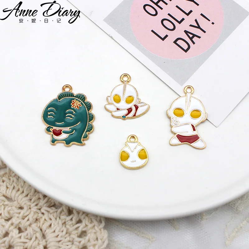 

2PCS Cartoon Alloy Earring Keychain Necklace Pendant for Jewelry Making Bracelet Charms DIY Crafting Jewelry Accessories