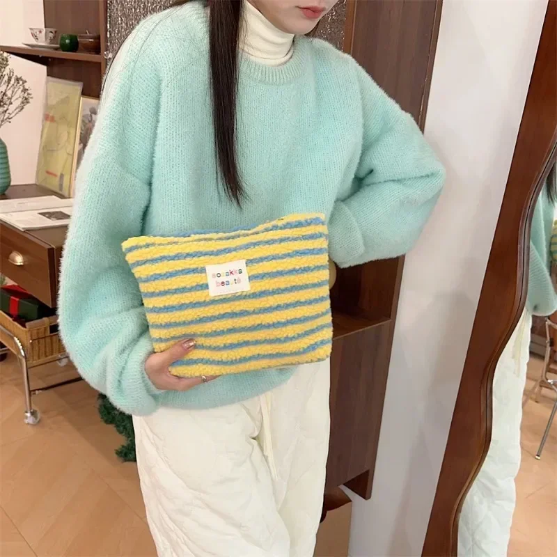 New Colorful Striped Dot Plush Clutch Cosmetic Bag Large Capacity Makeup Pouch Toiletries Bag Travel Outdoor Makeup Storage 6