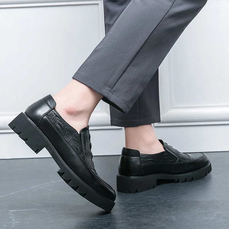 STRONGSHEN Men Casual Leather Shoes Breathable Leather Loafers Business Office Shoes Fashion Driving Moccasins Slip On Shoes