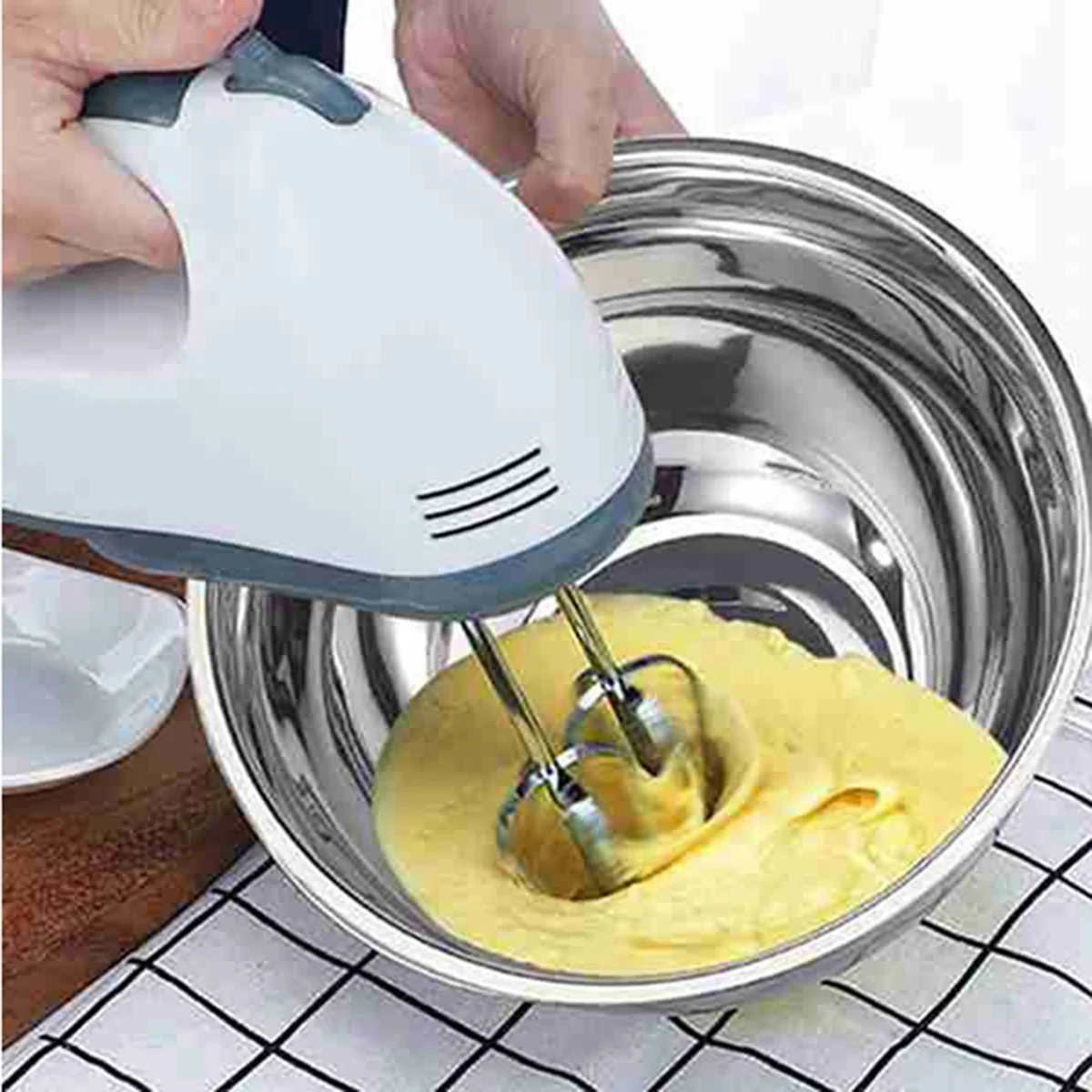 Stainless Steel Mixing Bowls Salad Bowl Non-Slip Stackable Serving Bowl with Airtight Lids for Kitchen Cooking Baking,Et mixing bowls