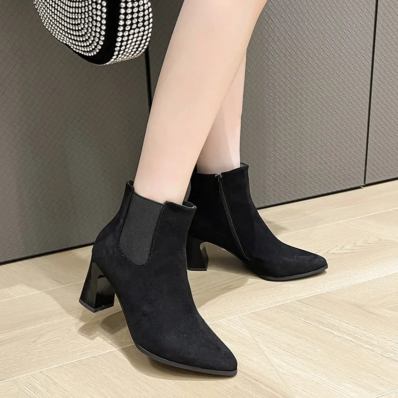 

Pointed-toe High-heeled Ankle Boots Women's Autumn and Winter New Thick-heeled short Boots Retro All-match Sleeve Women's Boots