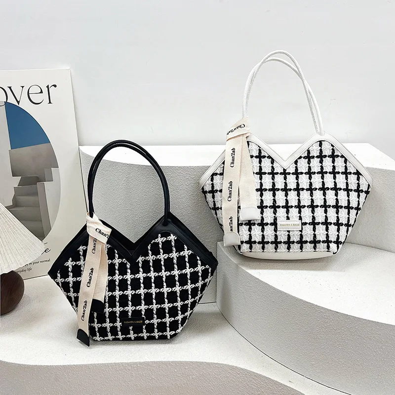 Women's Crinkle-Texture Tote Bag - Plaid Commuter Purse with Large Capacity, Stylish Woven Shoulder Bag for Work & Travel