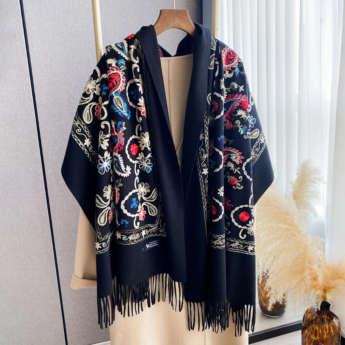 Luxury Winter Embroidery Cashmere Scarf Women New Design Warm Pashmina Blanket Poncho Scarves Female Shawl Thick Foulard Bufanda