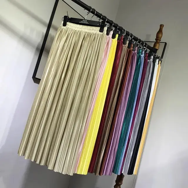 Saia Pregueada Prateada e Dourada