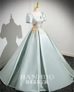 light green flower embroidery ball gown medieval dress Renaissance gown Sissi princess Cosplay Victorian/Marie Belle Ball