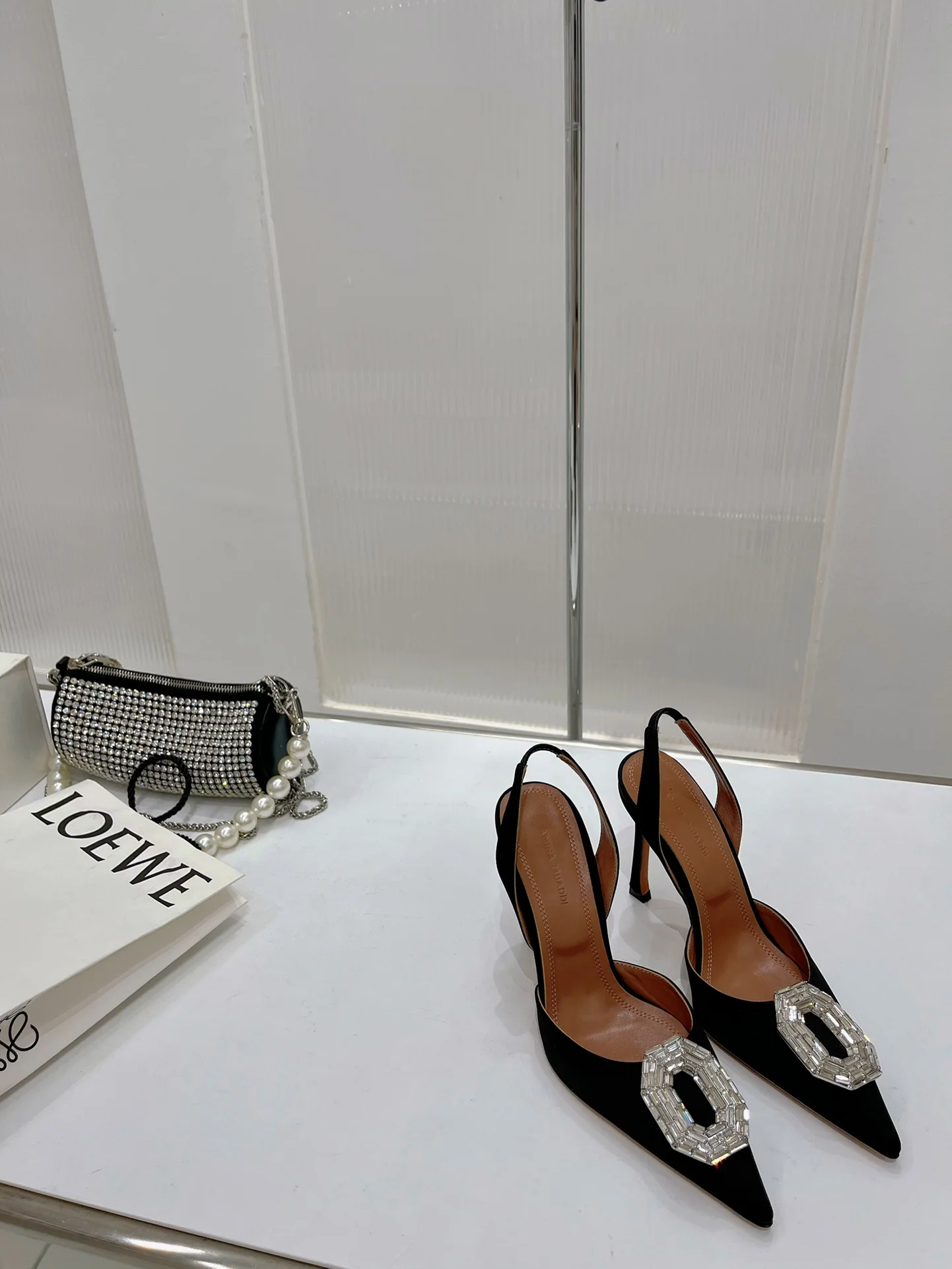 

Buy Cheap Begum Rosie sparkling crystal bow satin slingback pointed toe rhinestone Amina Muaddi Camelia Pointed-Toe Pumps