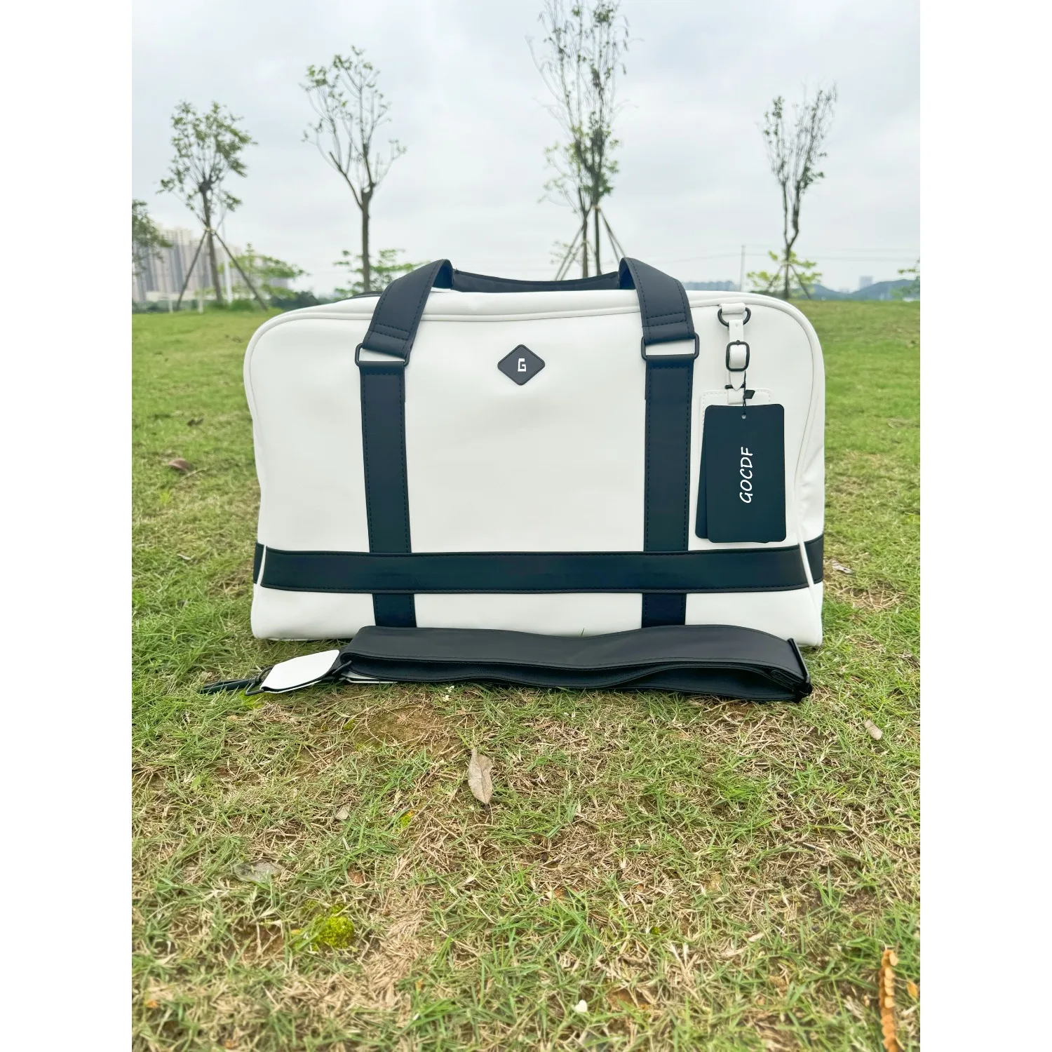 

2024 New Golf Clothing Bag Men's and Women's Fashion Casual Large Capacity Golf Boston Bag 골프 가방