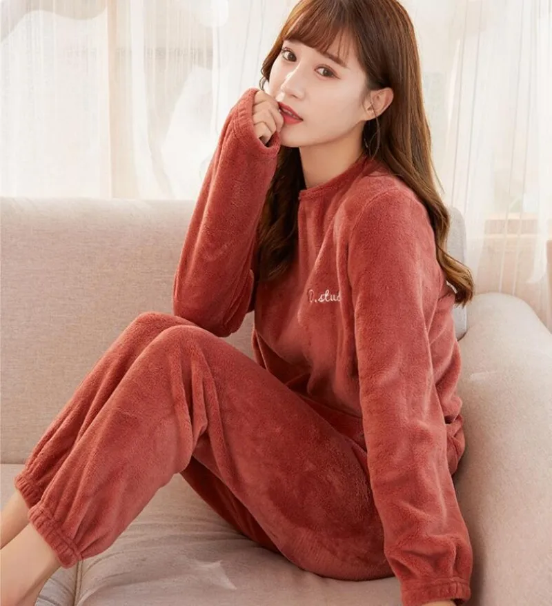 

Women Casual Warm Woolen Suit Women Fleece Sets Winter Tracksuits Home Velvet Pajama Set Loose Top And Warm Pants 2023