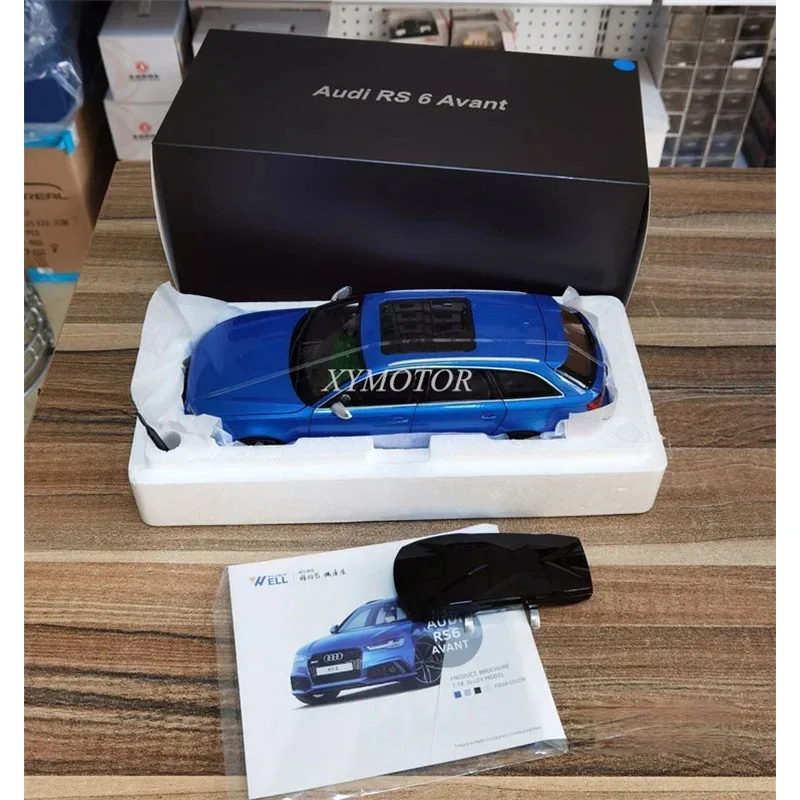 

1/18 Well For Audi RS6 C7 2017 Wagon Metal Diecast Model Car with free Roof box Collection Display Ornaments Toys Hobby Gifts