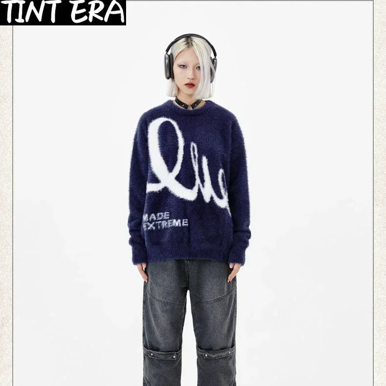 

Street Letter Jacquard Round Neck Sweater Soft and Glutinous Casual Loose and Lazy Style Knitted Sweater for Men and Women