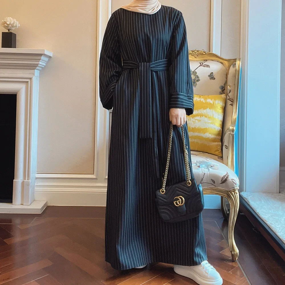 Autumn Abaya Dubai Luxury Stripe Muslim Long Dresses for Women with Belt Turkish Islamic Clothing Kaftan Robe Ramadan( No Hijab)