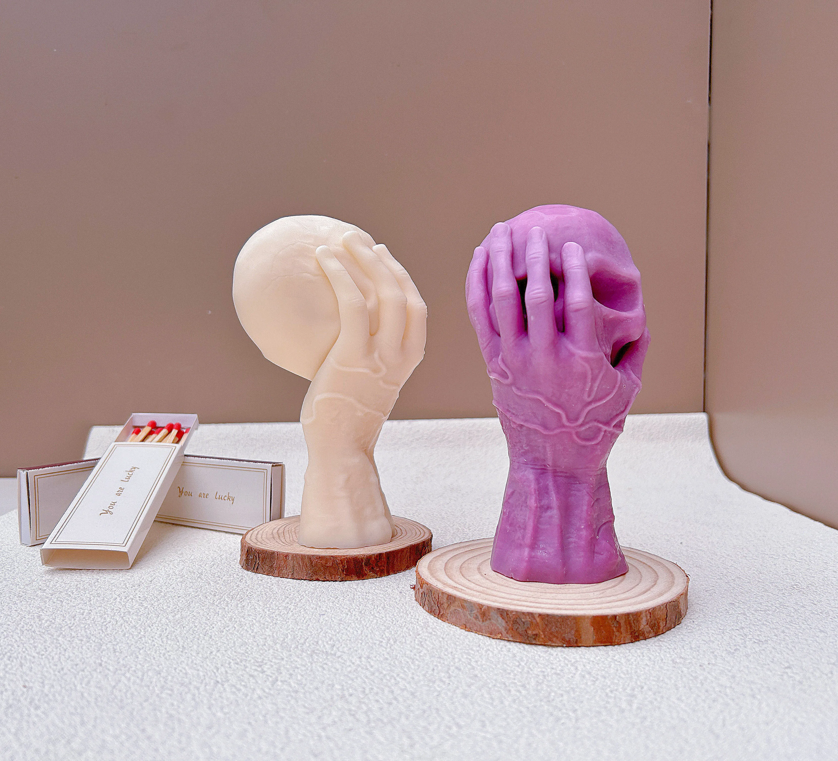 

Halloween Handheld Skull Head Silicone Candle Mold 3D Ghost Claw Skull Head Mold Fragrance Candle Gypsum Crafts Making Tool Gift