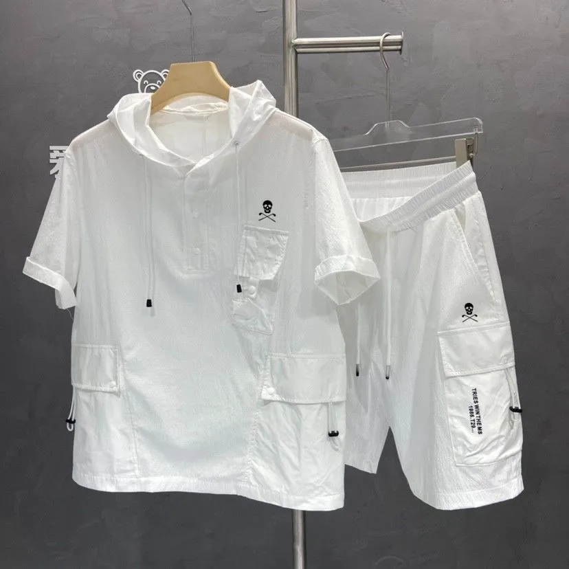 

Luxury Brand 2024 New Spring/Summer Golf Tennis Men's Hooded Short sleeved Shorts Sports Set Fashion Brand Tennis Men's Sports
