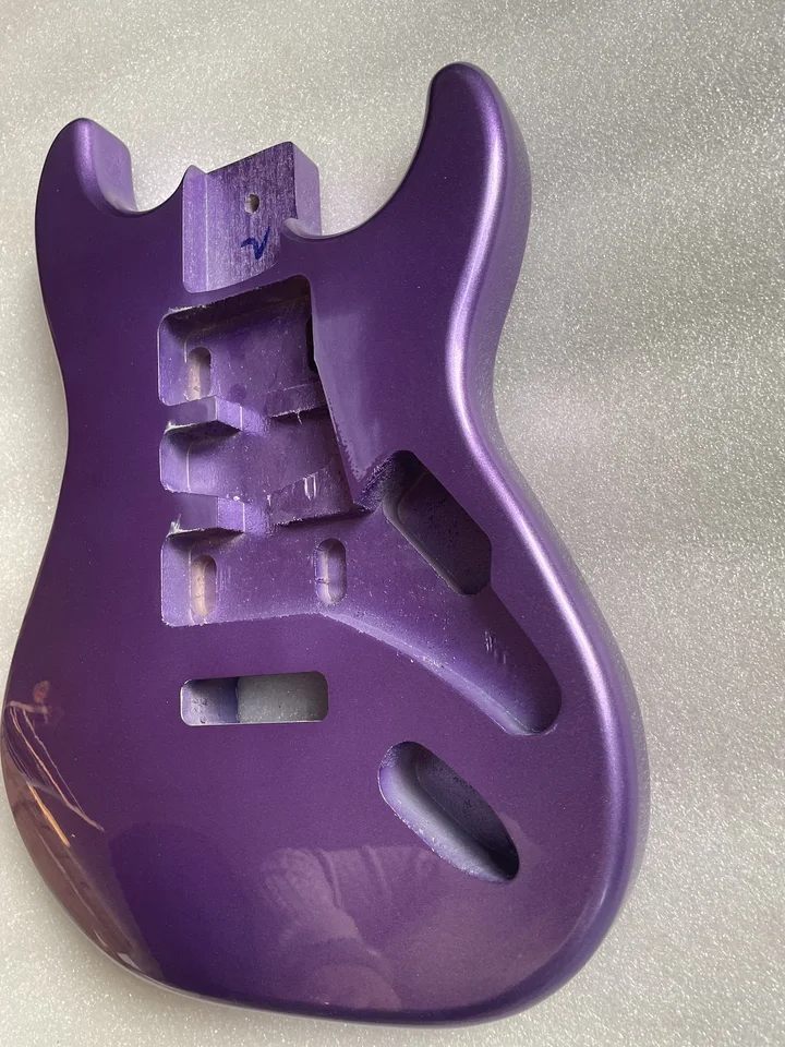 ソリッドウッドエレキギターボディ、光沢のあるメンタル、HSH