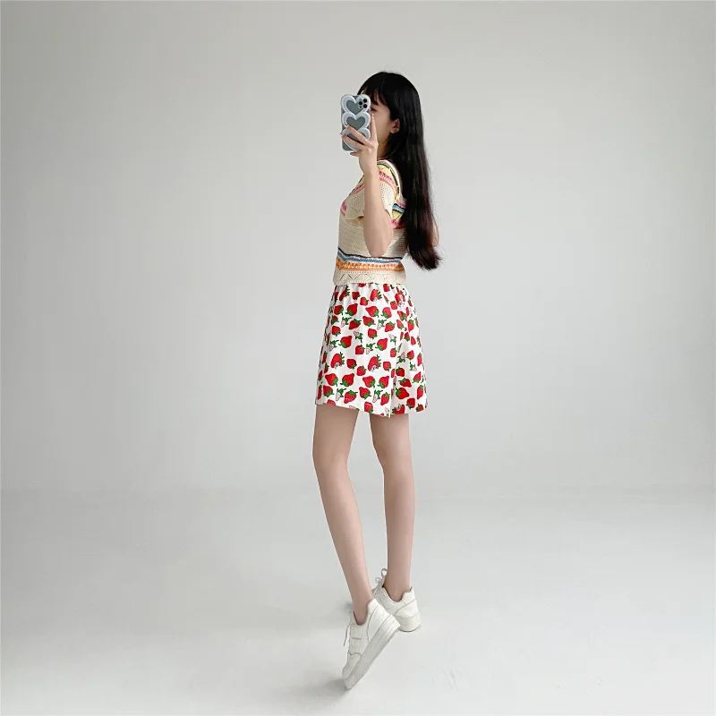Summer New Fashion Strawberry Printed Denim Short Pants Women Harajuku Loose High Waist Jean Shorts Female