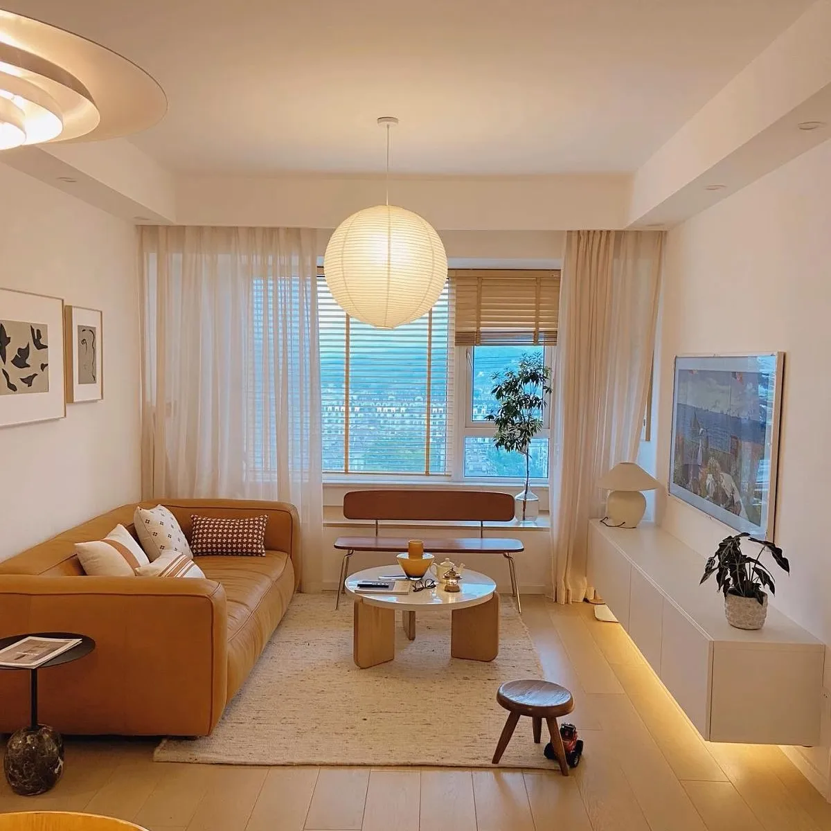 CircularJapanesepaperchandelierpaperartchandeliermedievalround