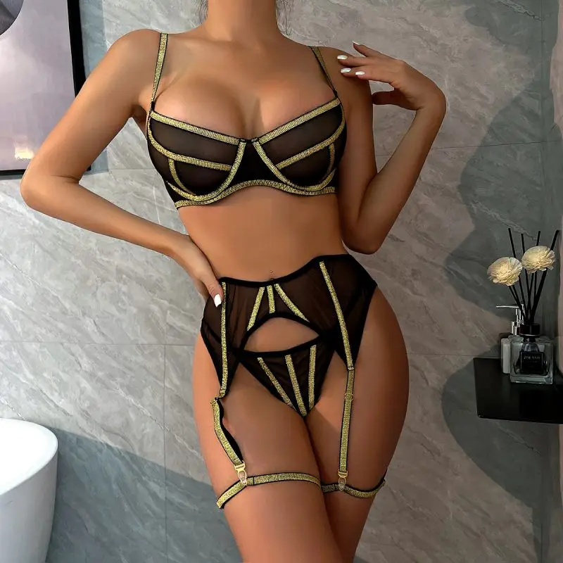 

Sexy Women Lingerie Three Piece Set Beautiful Line Mesh Stitching Push Up Bra Deep V Gather Top Sexy Underwear Bras