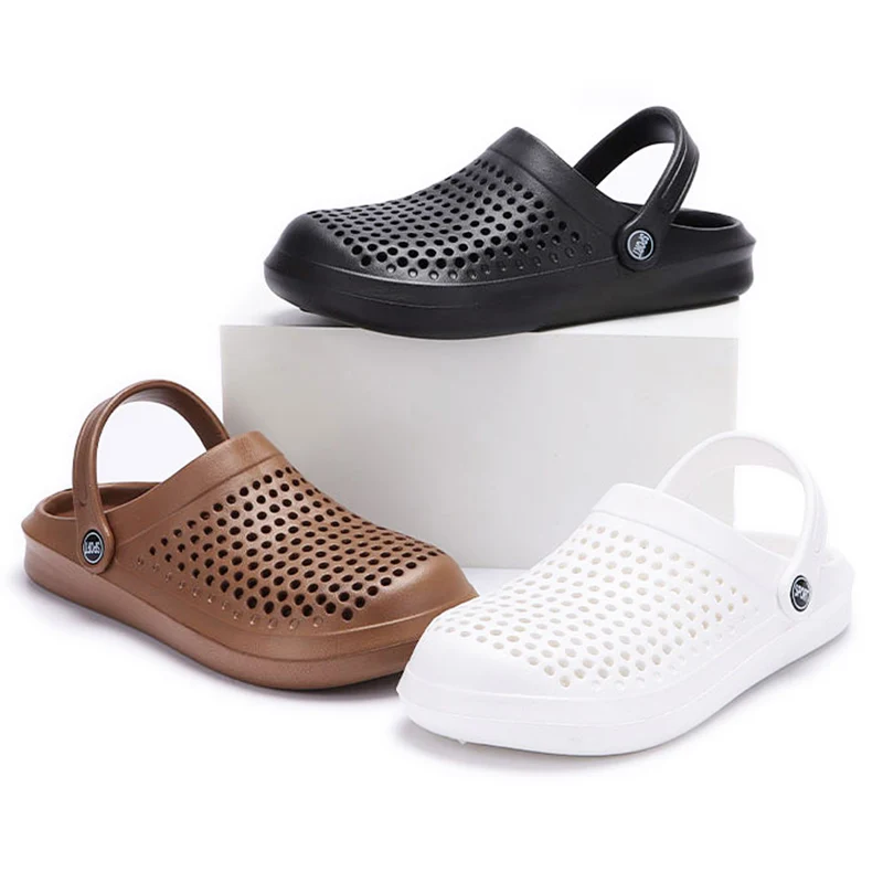 2025 New Breathable Flat Sandals Women Hollow Out Eva Non Slip Beach Slippers Woman Summer Lightweight Soft Sole Clogs Shoes