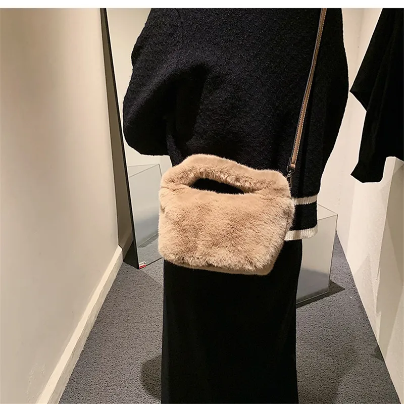 Winter Shoulder Bag Soft Fluffy Faux Fur Bags Women Solid Color Plush Handbag Casual Zipper Fuzzy Square Street Messenger Bag