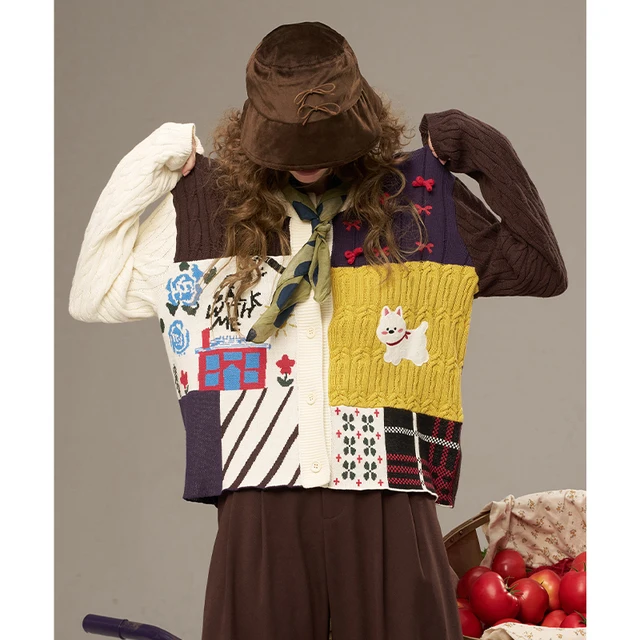 ELFSACK 2025 Autumn New Arrivals Casual Cute Color Block Puppy Cartoon Embroidery Cardigan Sweater For Woman 5