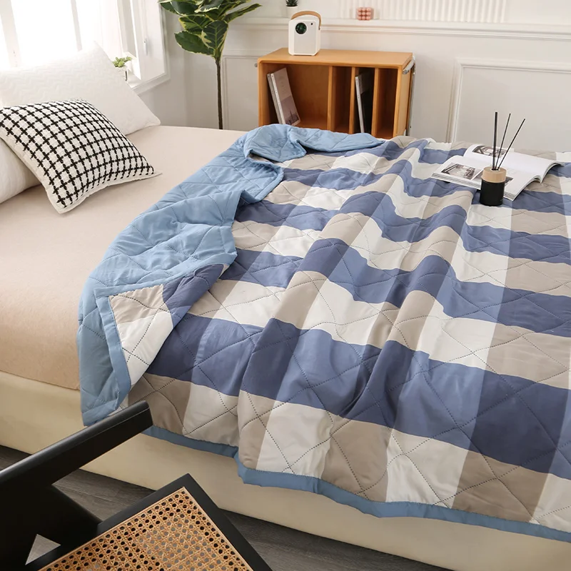 A solid color spring/summer washed quilted blanket bed cover double quilted 150180200 single and double couple bed queen summer summer quilt summer quilt set bed comforter