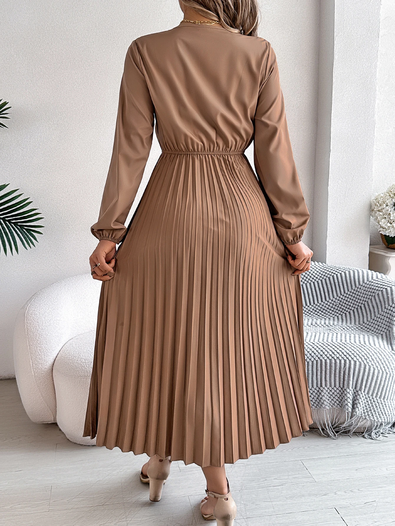 Women Solid Color V Neck Long Sleeve Lace Dress