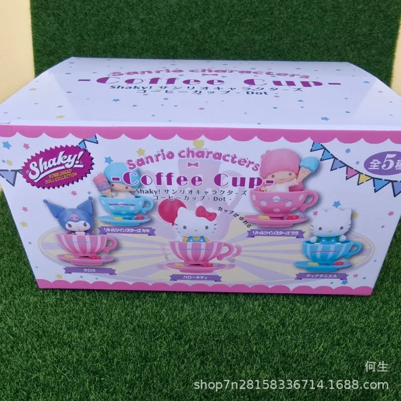 Sanrio Charaktere Blind Box Spielzeuge Daniel Star Rotierende Kaffeetasse Anime-Figur Hello Kitty Kuromi Sammelornamente