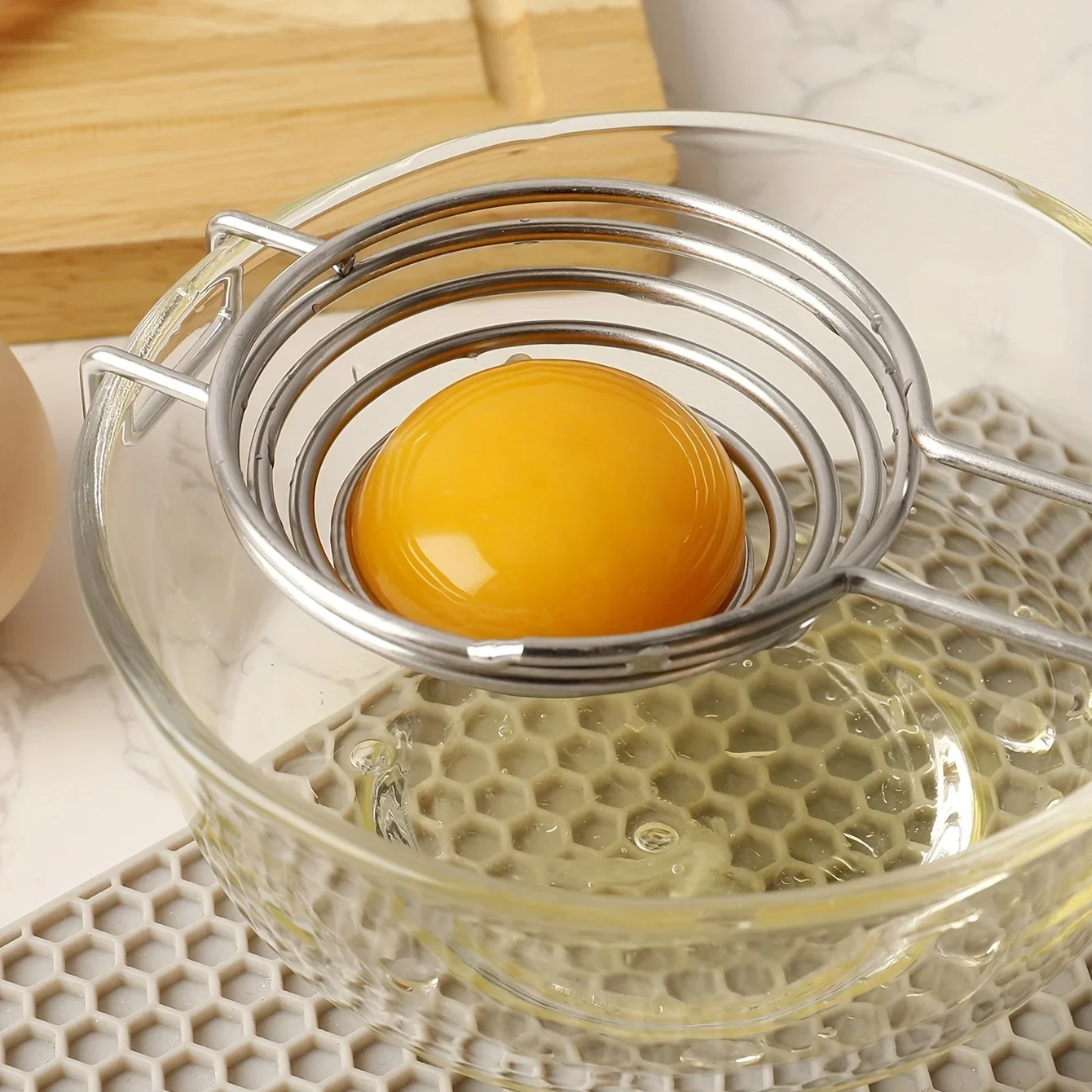 Premium Stainless Steel Egg Yolk Separator - Effortless Egg White And Yolk Divider With Filter Function For Separated Eggs