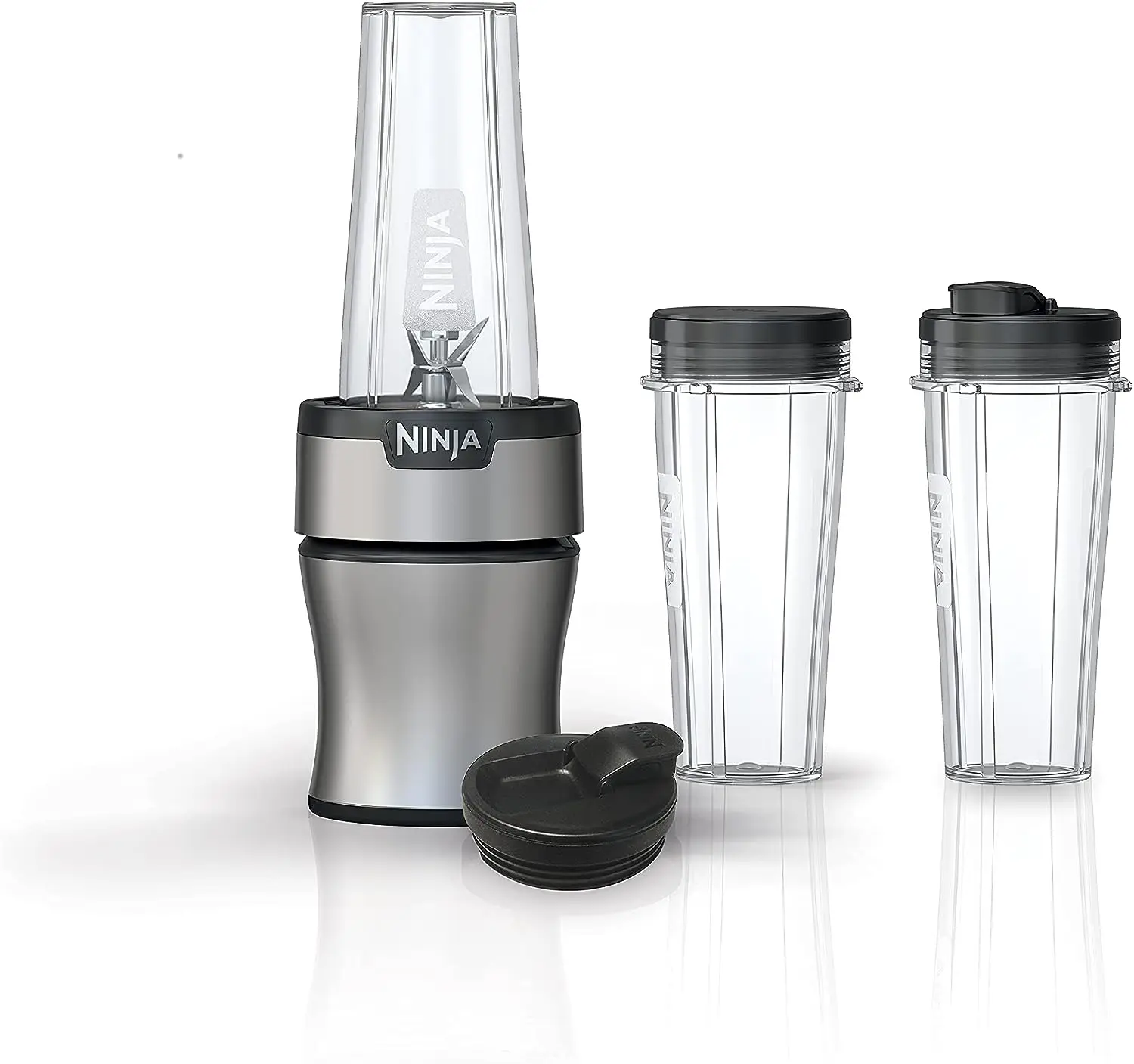 

Nutri-Blender Plus Compact Personal Blender, 900-Peak-Watt Motor, Drinks, Smoothies, Sauces & More, (3) 20 oz. To-Go Cups,