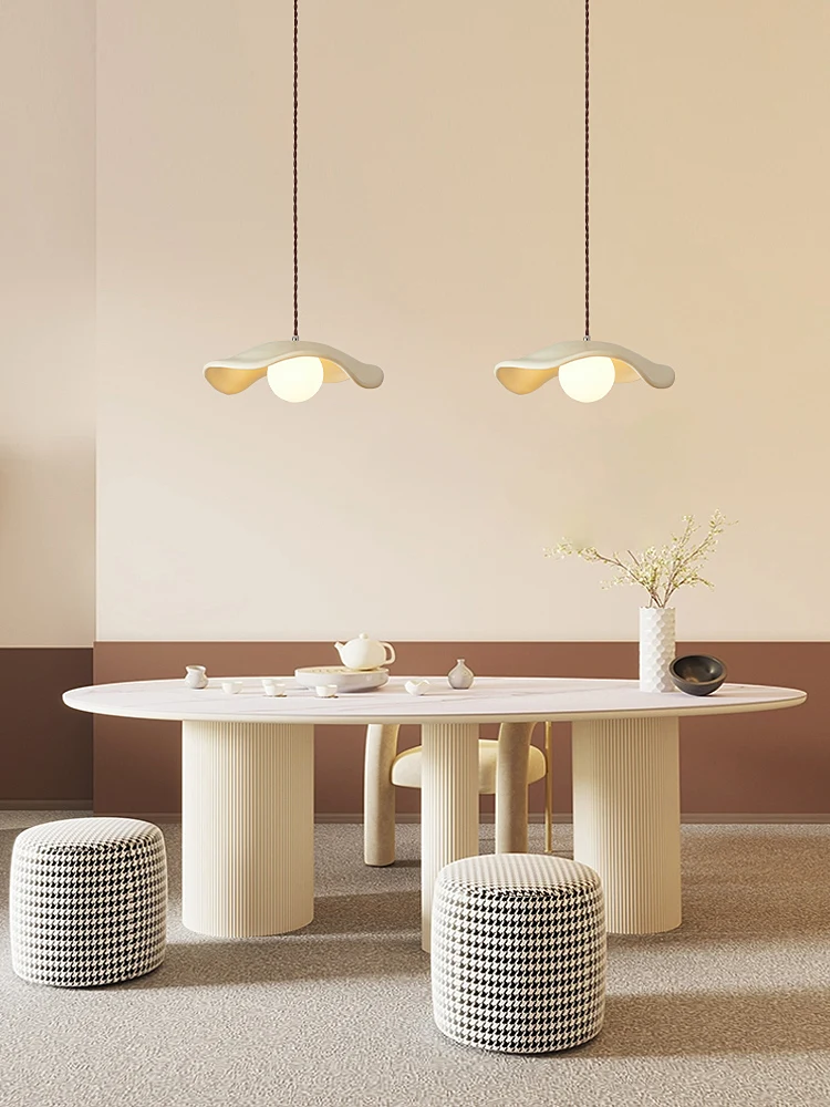 

2023 new Japanese-style creative lotus leaf Nordic cream style restaurant simple modern Wabi-sabi style bedroom pendant lamp