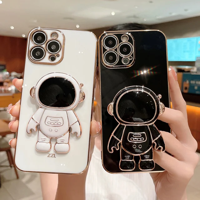 Luxury 6D Plating Astronaut Stand Silicone Phone Case for iPhone 13 12 11 Pro Max Mini XR XS X 8 7 Plus SE 2020 Shockproof Cover 3