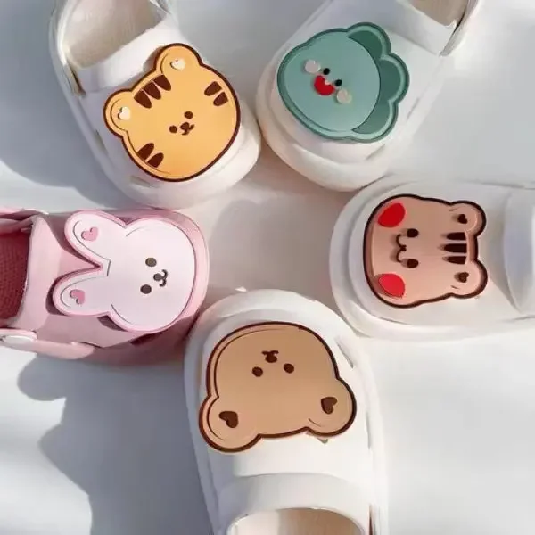 Kids Sandals Garden Clogs Shoes EVA House Slippers Children EVA Garden Clogs Slippers Baby Cute Cartoon Sandals Summer Boys Girls Mules Light Weight Sandals Non-Slip Kids Slides