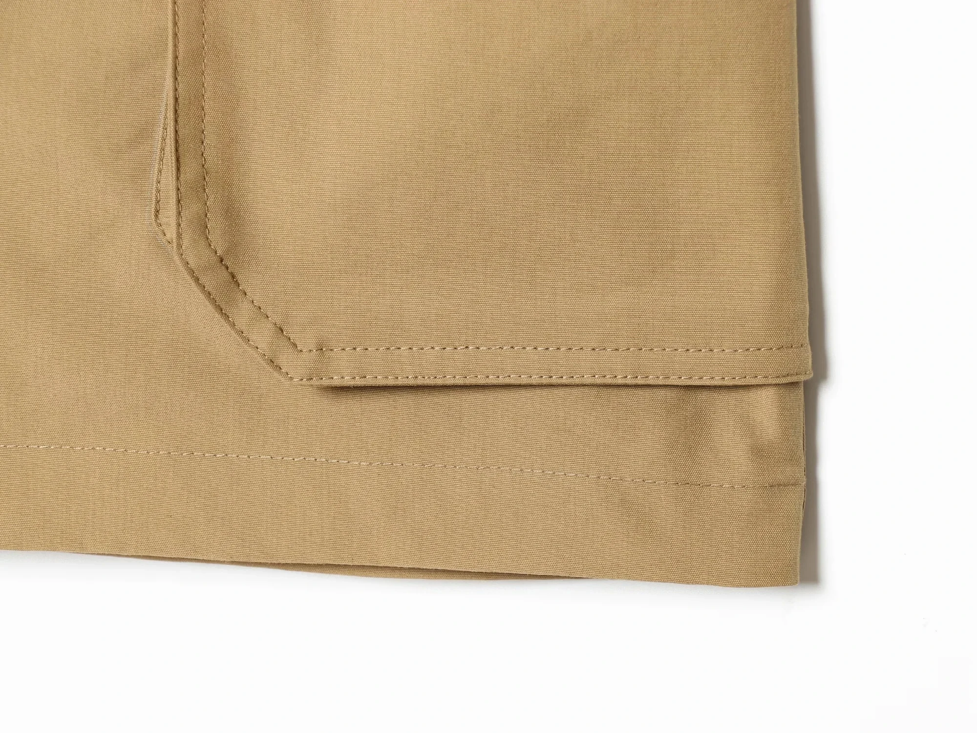 KONDALA Vintage Chic Khaki Einfarbiger Damenanzug mit Umlegekragen, Einreiher-Mantel, Gürtel, Taschen und Rock – Modische Urlaubssets 2026 – Detail 19