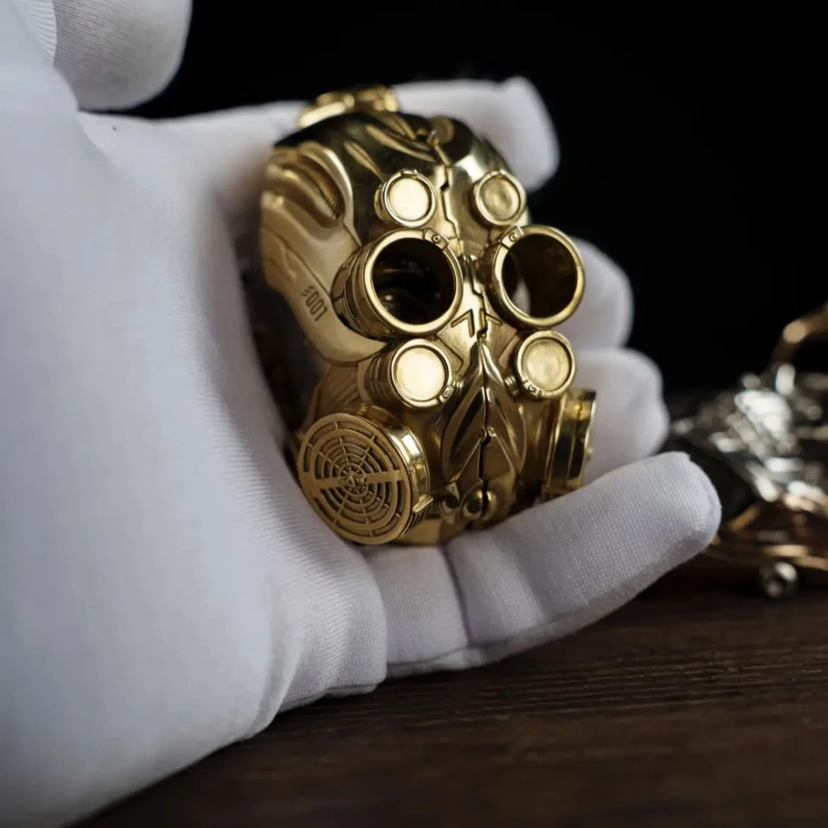 Enchanter マスク金属真鍮フィジェットスライダースピナー EDC