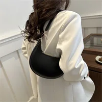 Nouveau sac de Baseball en forme de lune haut de gamme à la mode montrant un sac à bandoulière unique pour femmes de luxe sacs à main élégants pour dames bolso mujer 3