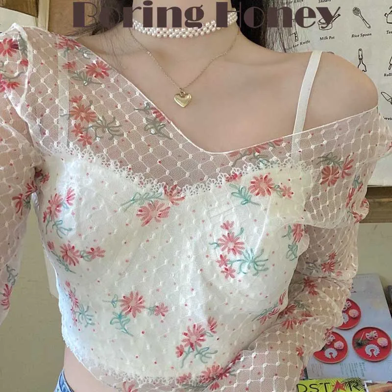 

Boring Honey Fashion Women Blouses Flower Lace Base Shirt Mesh Garment Long Sleeves Sunscreen Clothing Short Top Women's Shirt