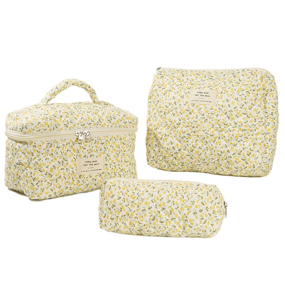 3 Pcs Cosmetic Bag Set Women Floral Makeup Pouch Japanese Flower Printed Quilted Skincare Storage Bag Aesthetic Beauty Wash Bags 3
