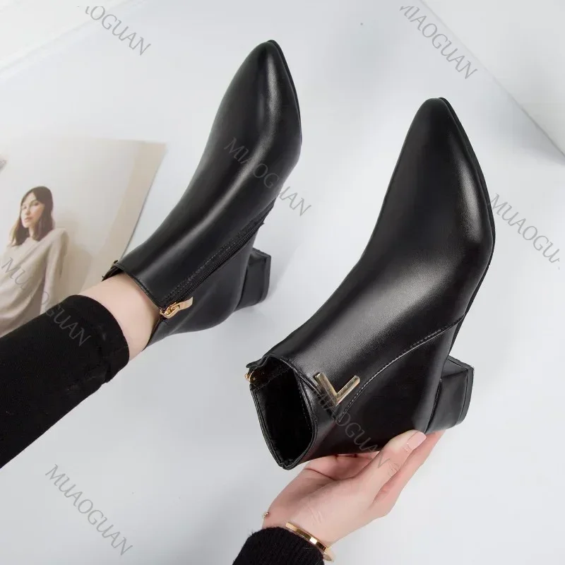 Damen Stiefel Mit Absatz In Lederoptik Und Spitzer Zehenform_voghion.com