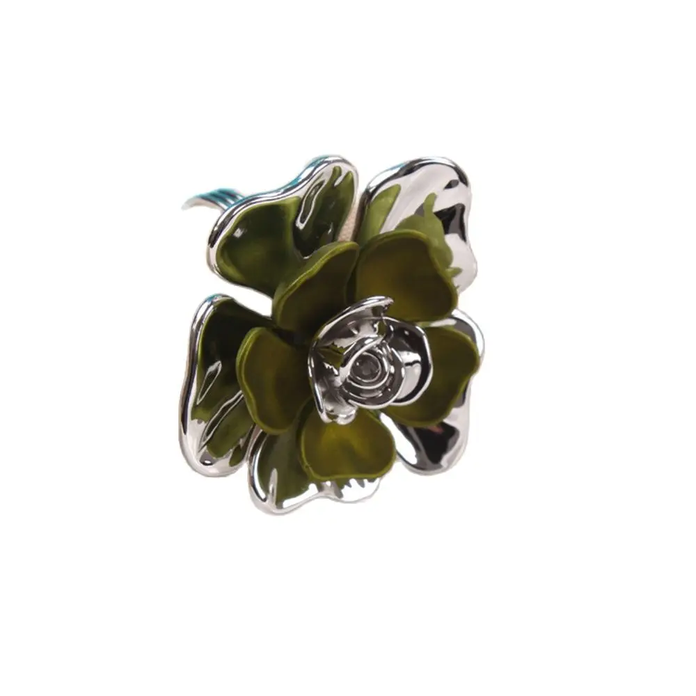 12pcs/lot  SHSEJA Fashion Napkin Upscale Restaurant Napkin Buckle Hotel Banquet Flower Napkin Ring Desktop Decoration