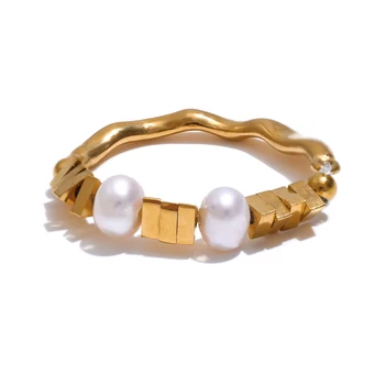 LuxeGlow Adjustable Pearl Ring