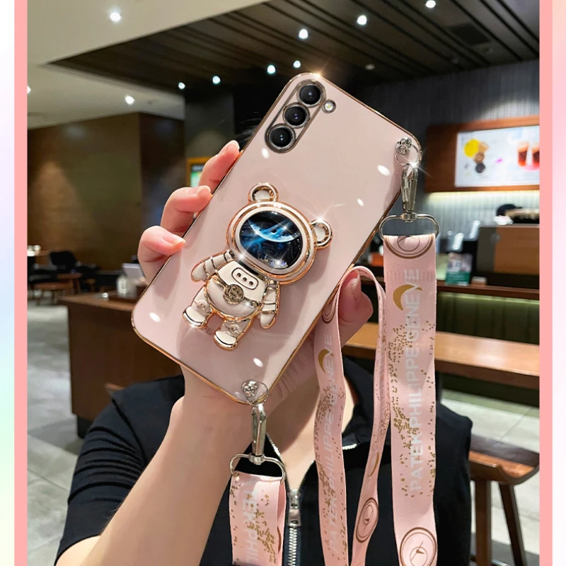 Crossbody Lanyard Quicksand Space Bear Plating Case - Stylish Protective Cover with Glitter Effect