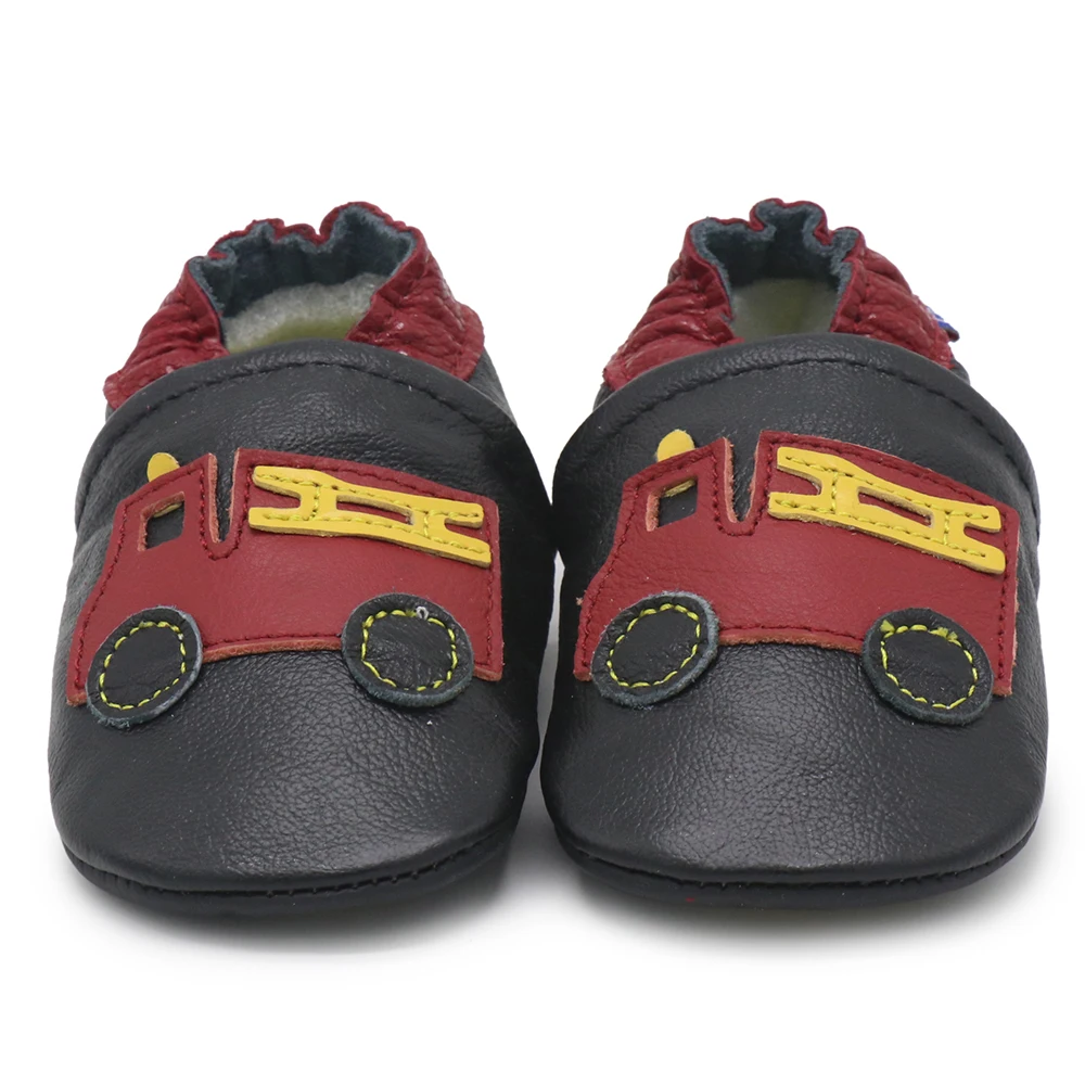truck black outdoor