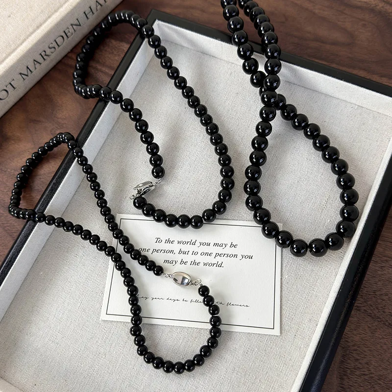 Minar Simple Necklace - Worn