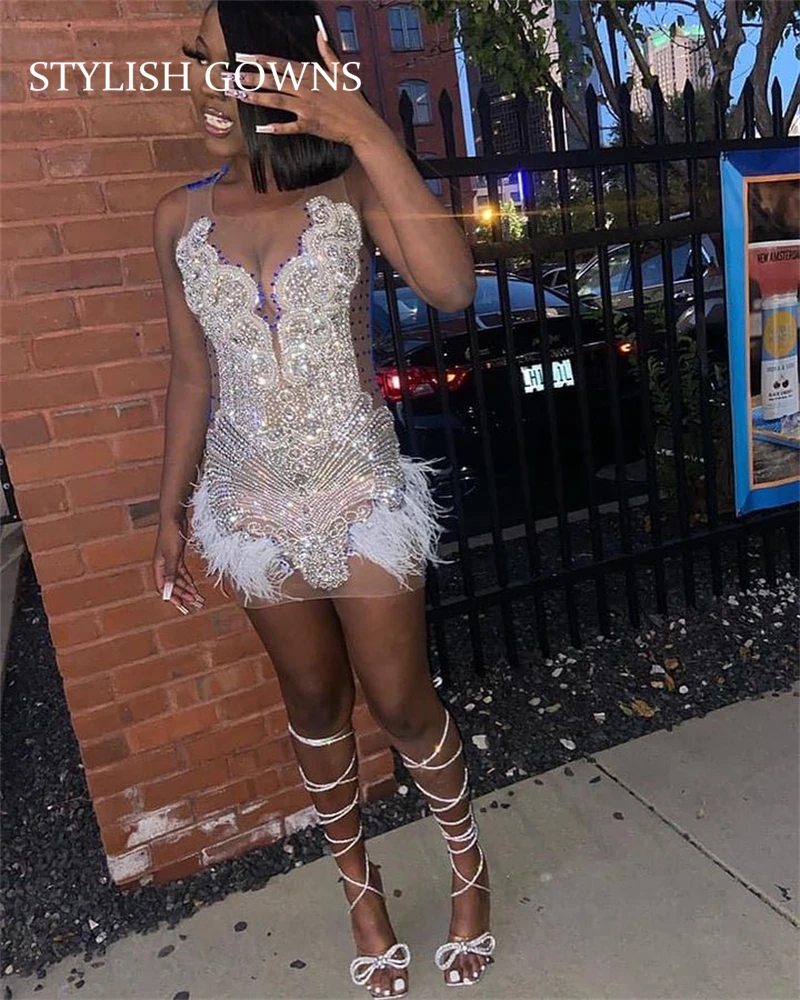

Luxury Silver Diamond Black Girls Short Prom Dresses 2023 Sexy See Through White Feather Mini Cocktail Birthday Party Gowns