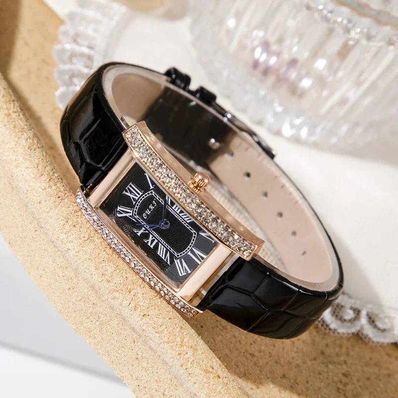 2025 Luxury Design Vintage Classic Diamond Women Watch Starry Square Simple and Stylish Roman Numeral Casual Quartz Wristwatch 5