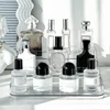 Desktop Perfume Shelf Bathroom Makeup Organizer Perfume Aromatherapy Organizer Skin Care Product Storage Rack Organizer 3